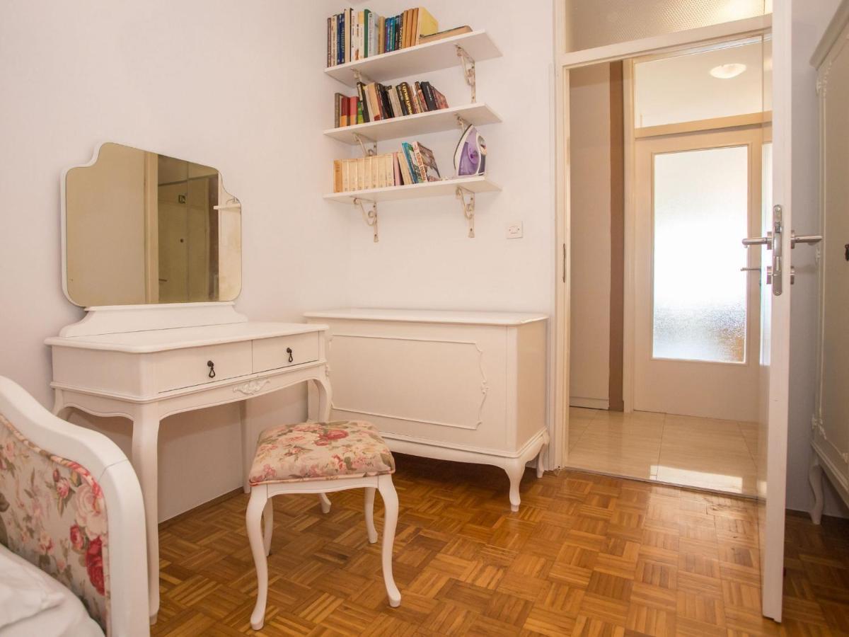 Apartma Tereza *